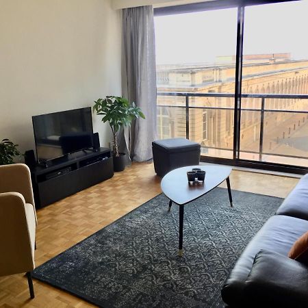 Rustig Appartement Met Zeezicht Dicht Bij Het Centrum Ostende Exterior foto