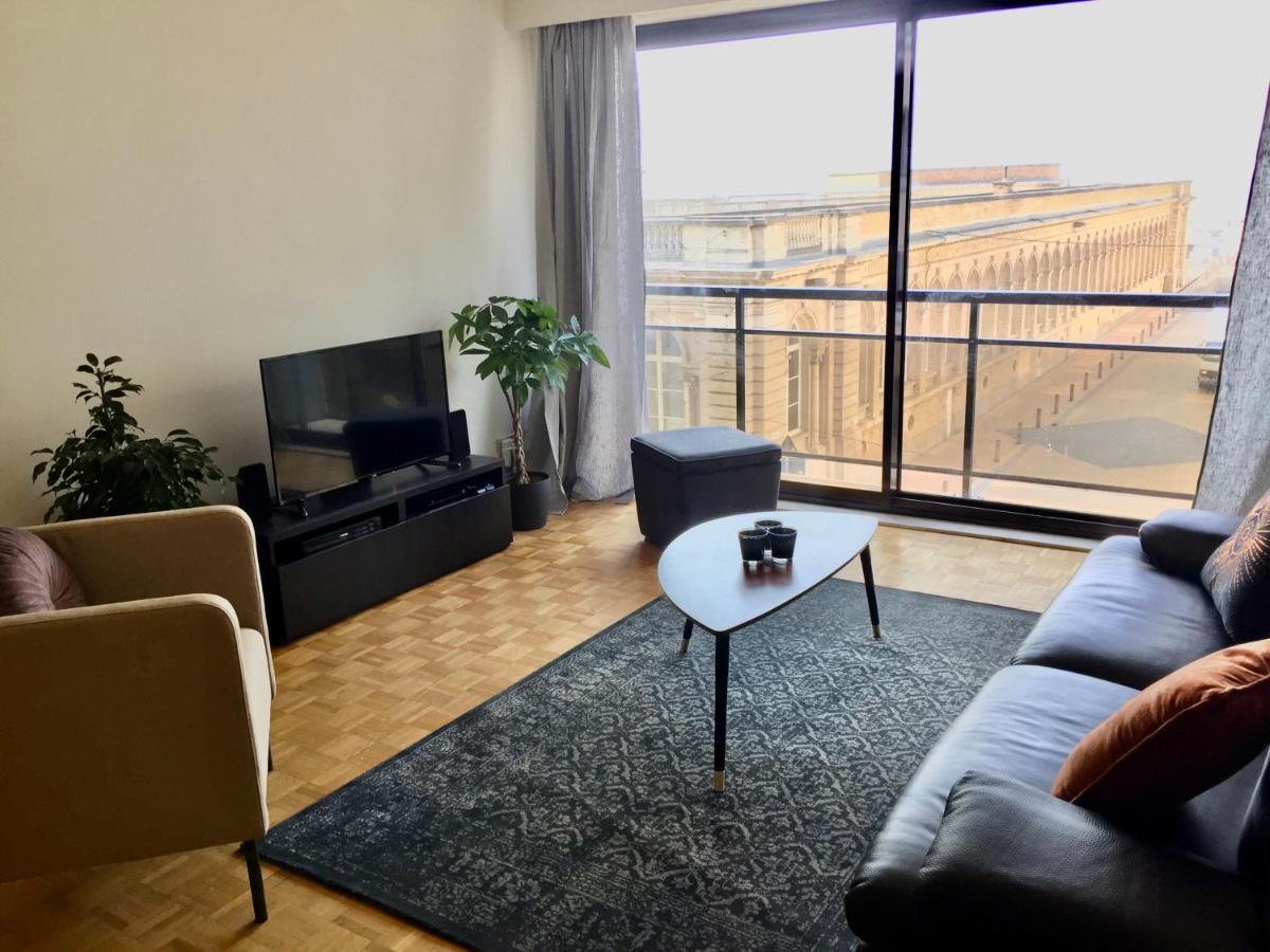 Rustig Appartement Met Zeezicht Dicht Bij Het Centrum Ostende Exterior foto