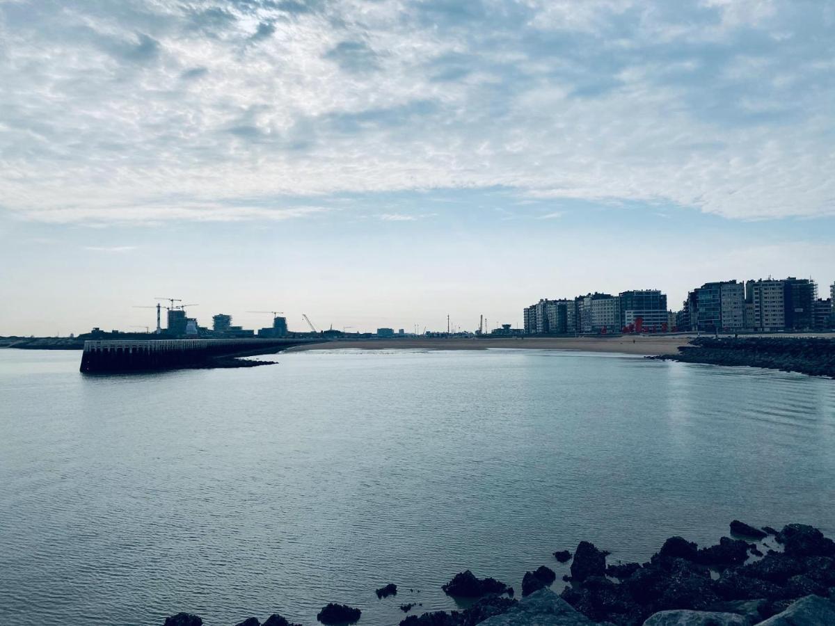 Rustig Appartement Met Zeezicht Dicht Bij Het Centrum Ostende Exterior foto